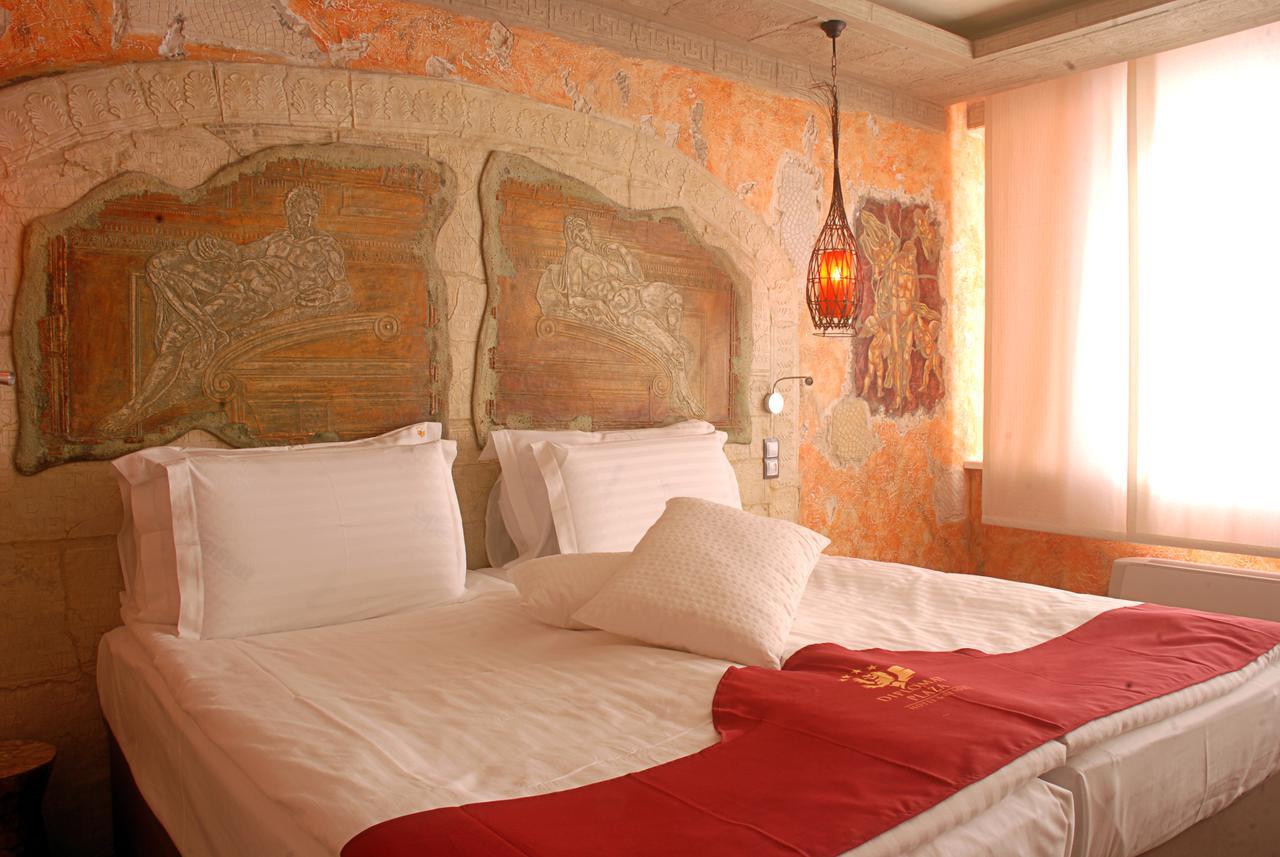 Diplomat Plaza Hotel & Resort Lukovit Dış mekan fotoğraf
